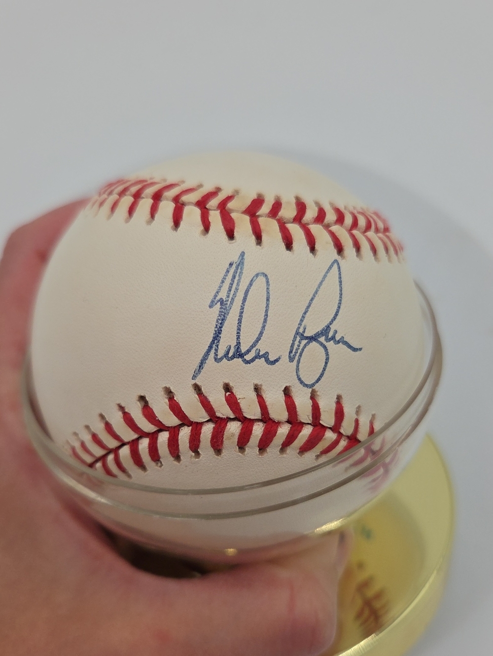 Signed Nolan Ryan Rawlings Autographed Baseball w/Case